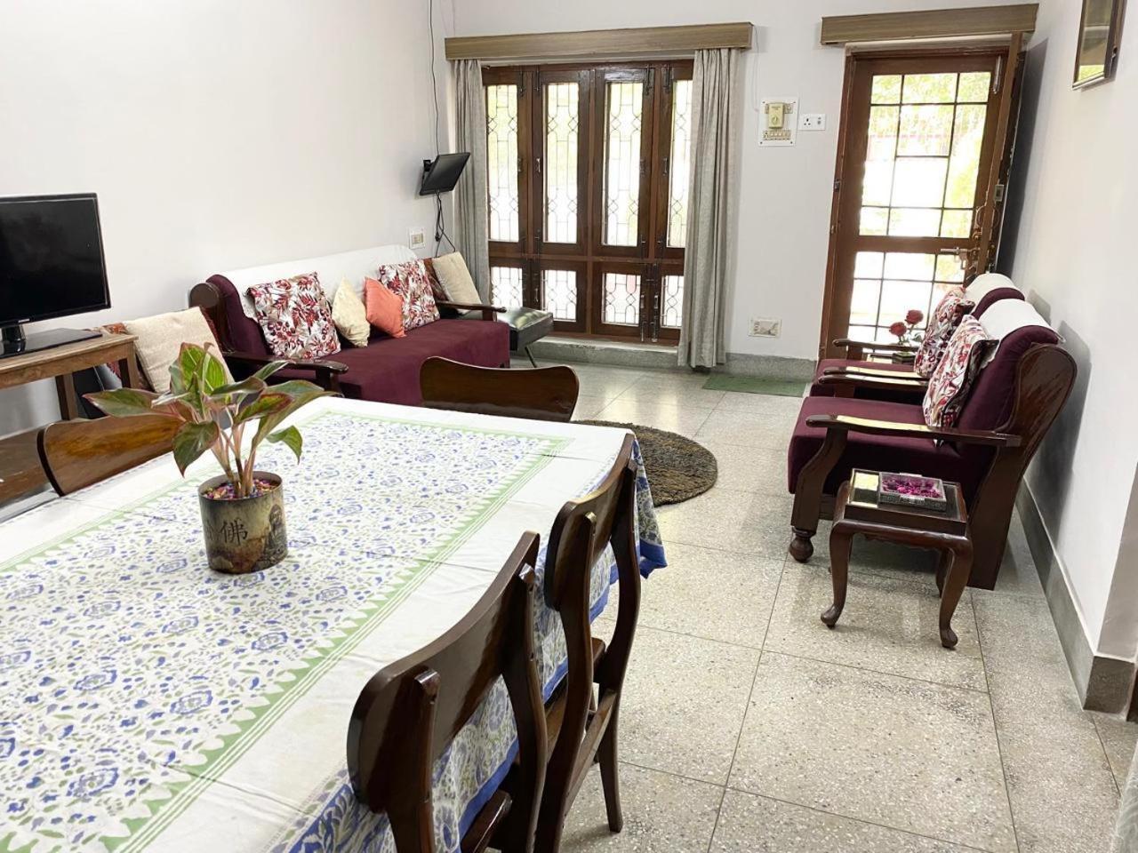 Bed and Breakfast Garden View Residency à Lucknow Extérieur photo